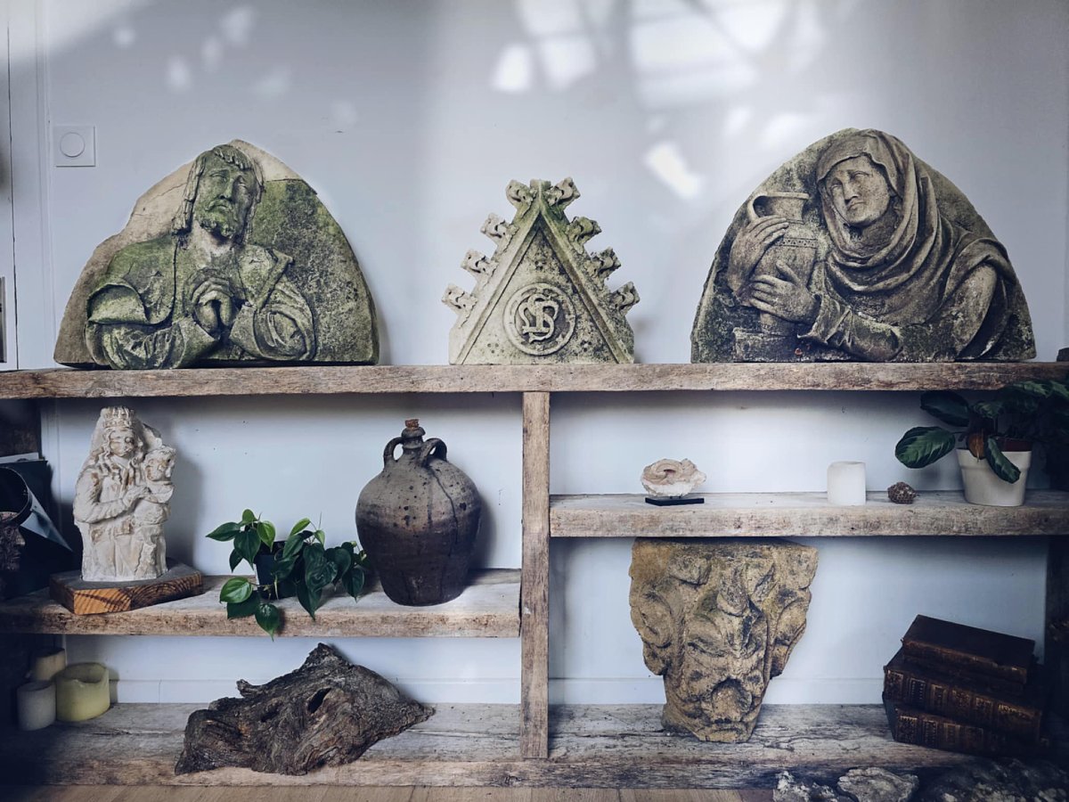 Calvary Elements In Sculpted Stone - Neo-gothic -photo-2