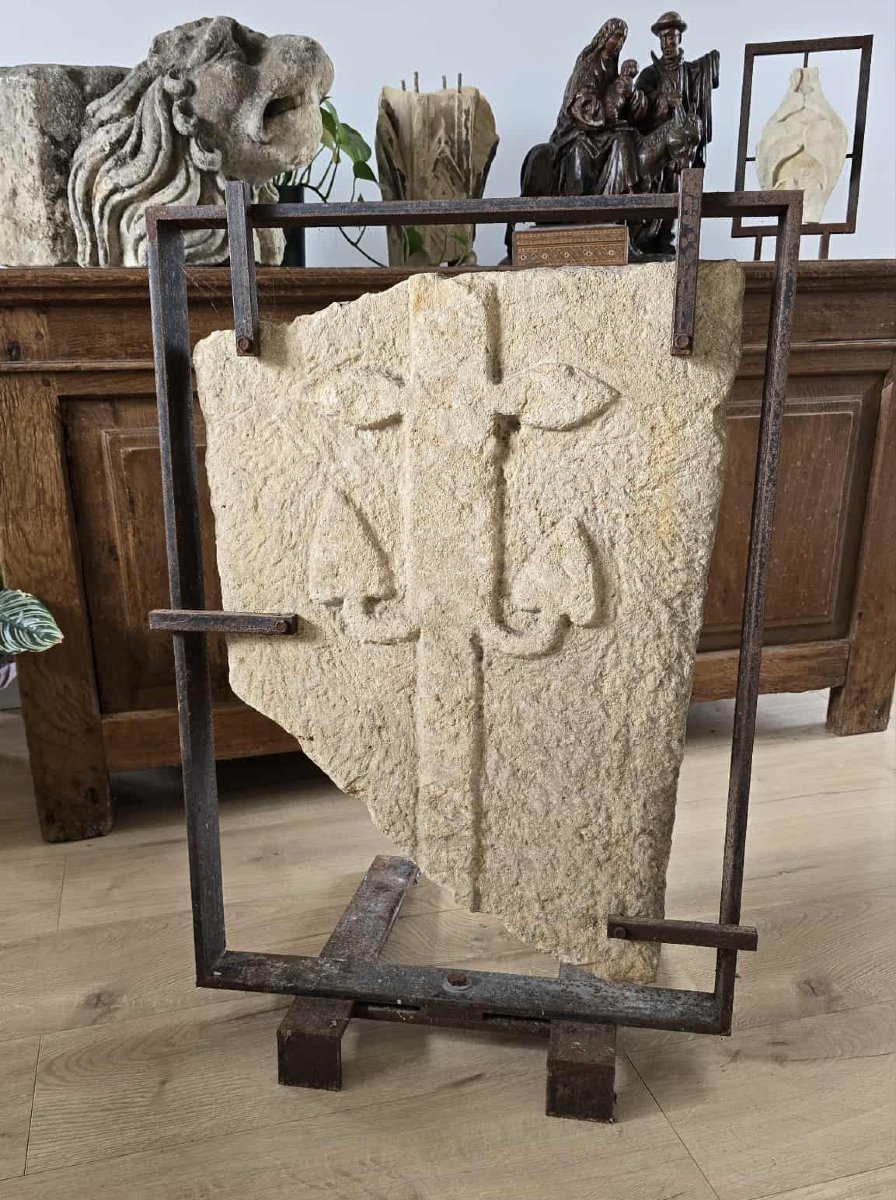 Important fragment médieval en pierre  sculptée-photo-2