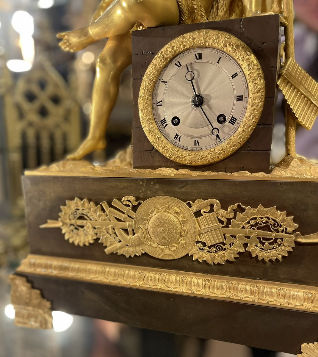 Pendule "Au tireur d'épine" bronze doré et patiné -photo-1