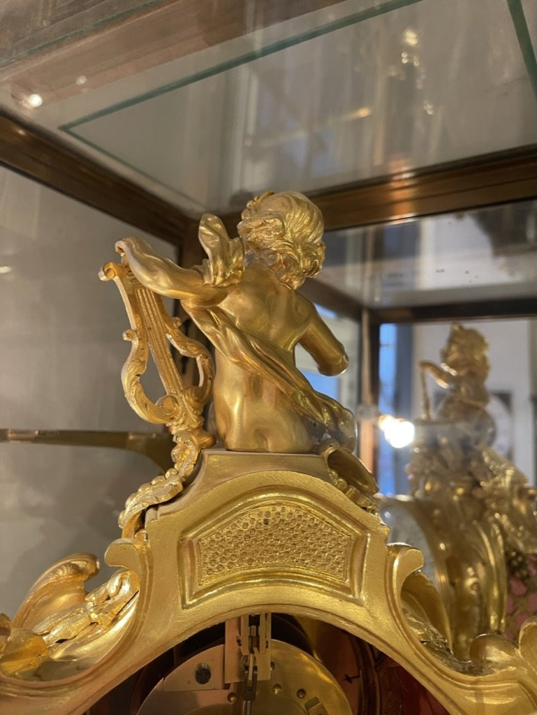 Grand cartel à poser en bronze doré style Louis XV -photo-1