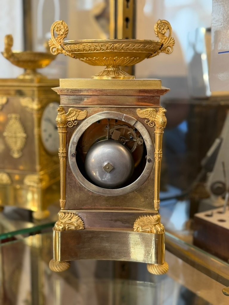 Small Empire-style Table Clock - Gilded Bronze-photo-1