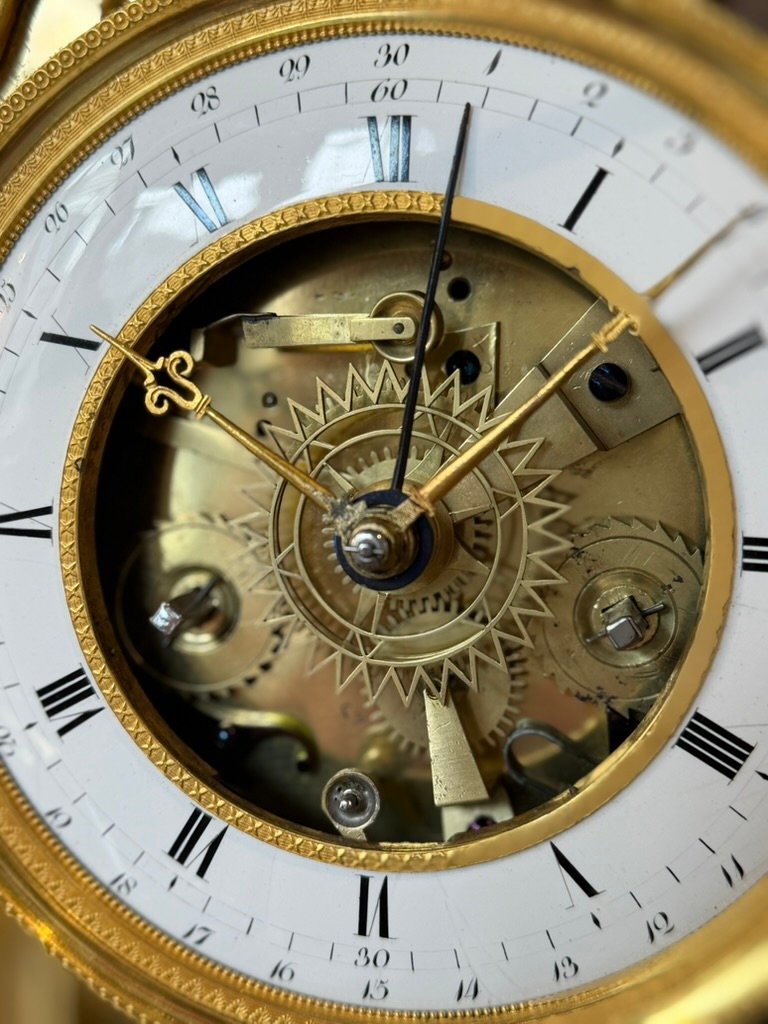 Pendule en bronze doré - squelette Directoire à quantième -photo-2