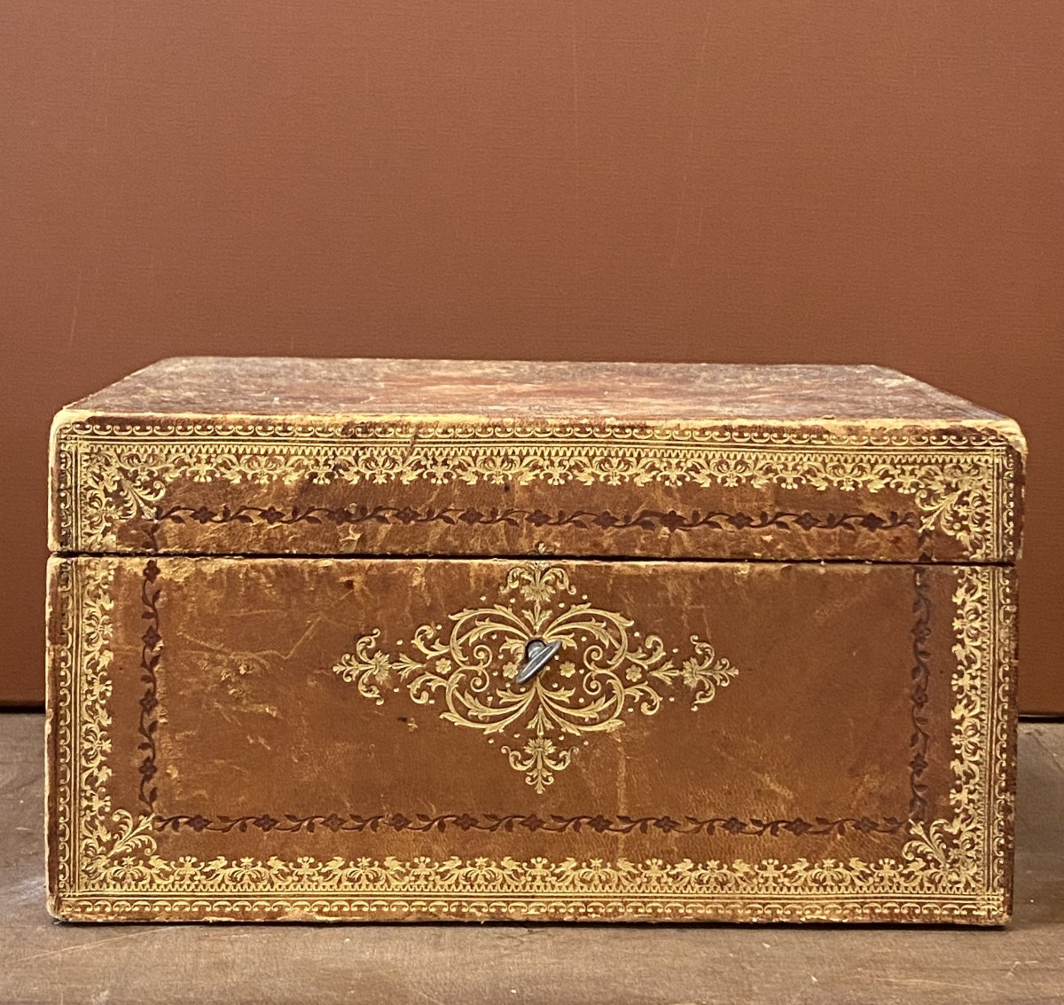 Box In Cognac Morocco Gilded 