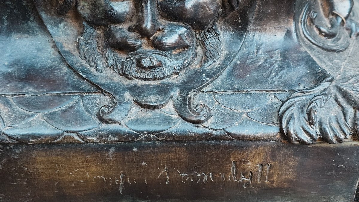 Pair Of Large Life-size Bronze Soldiers, Renaissance Rider Musketeers -photo-2