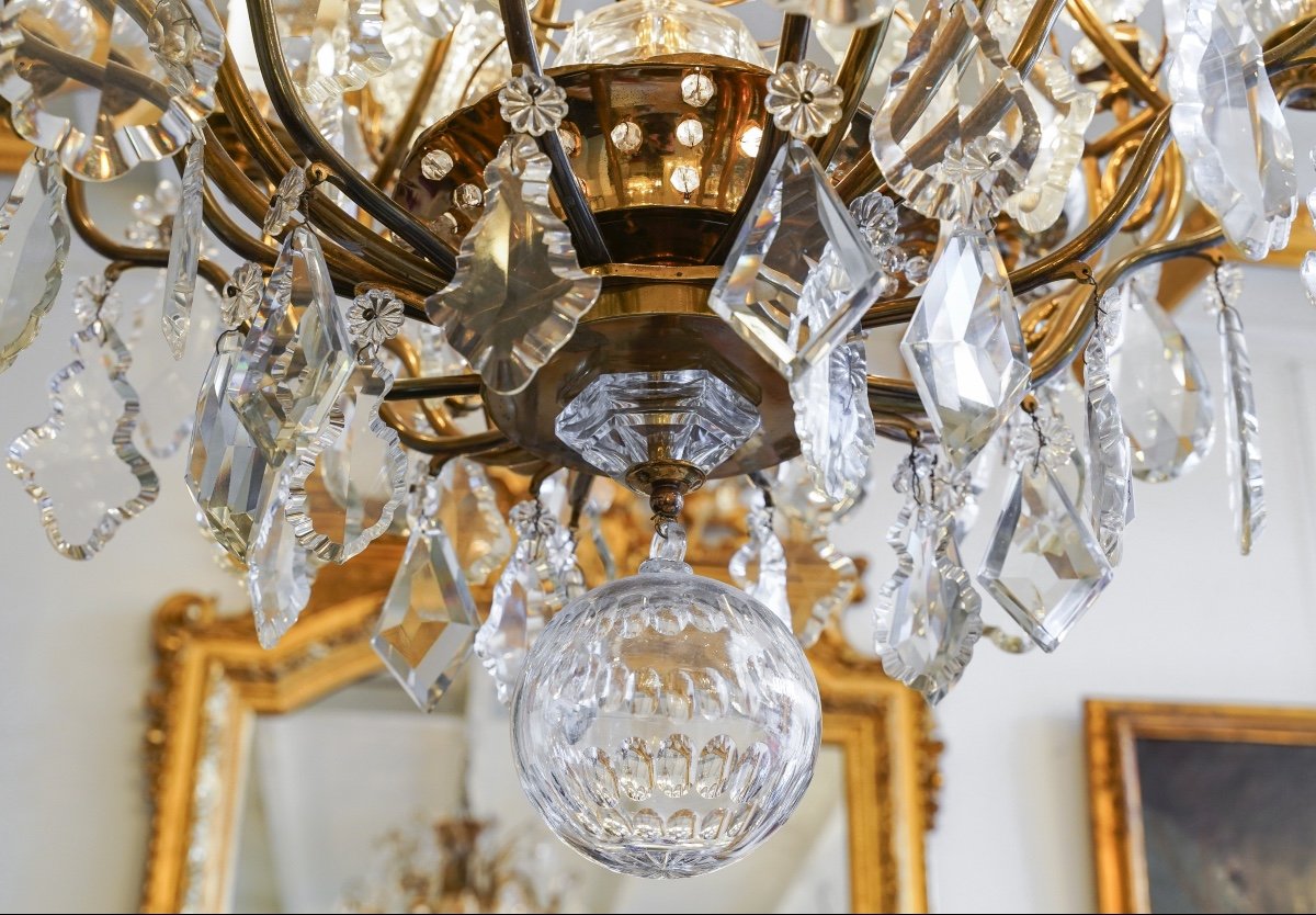 Grand Lustre en bronze et cristal à 12 Bras De Lumière de style L XVI.-photo-4