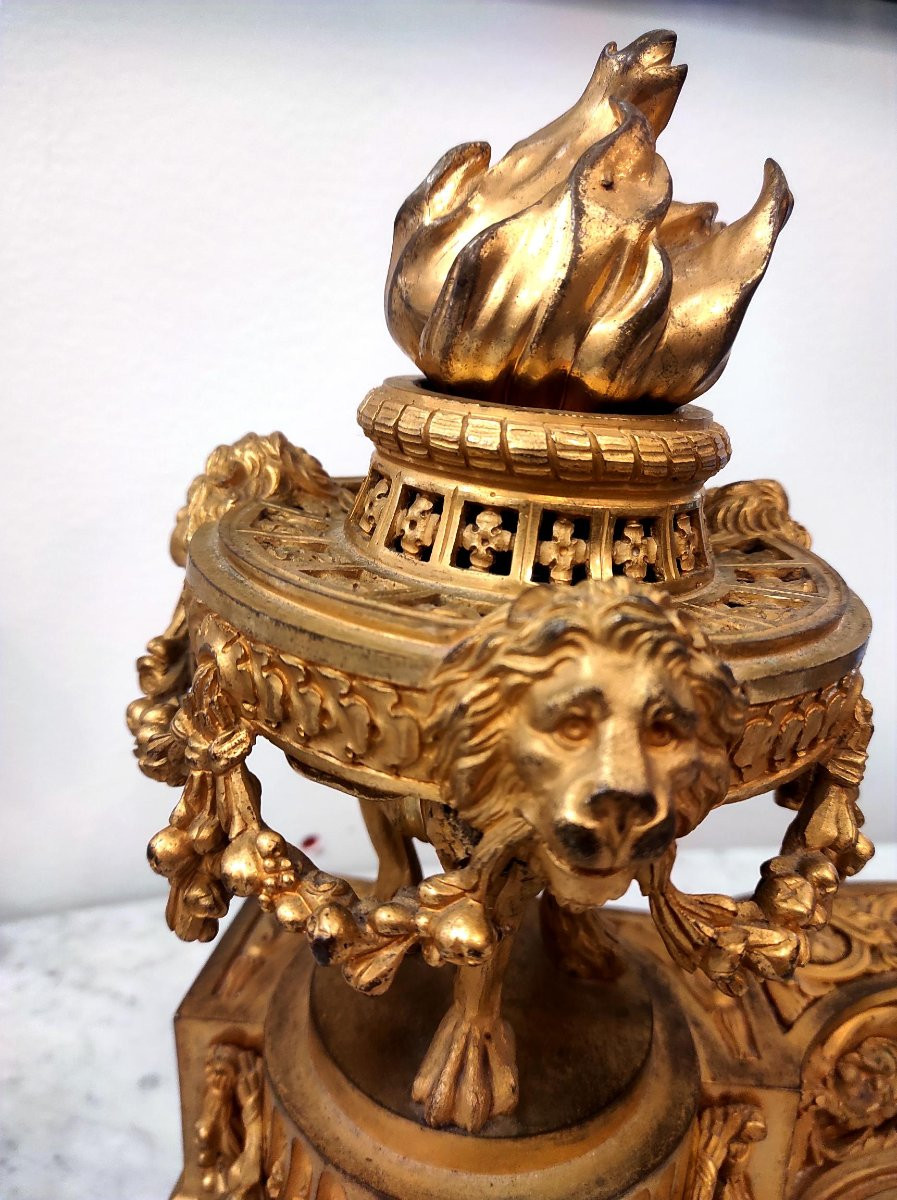 Paire de chenets en bronze doré d'après Gouthiere style Louis XVI-photo-2