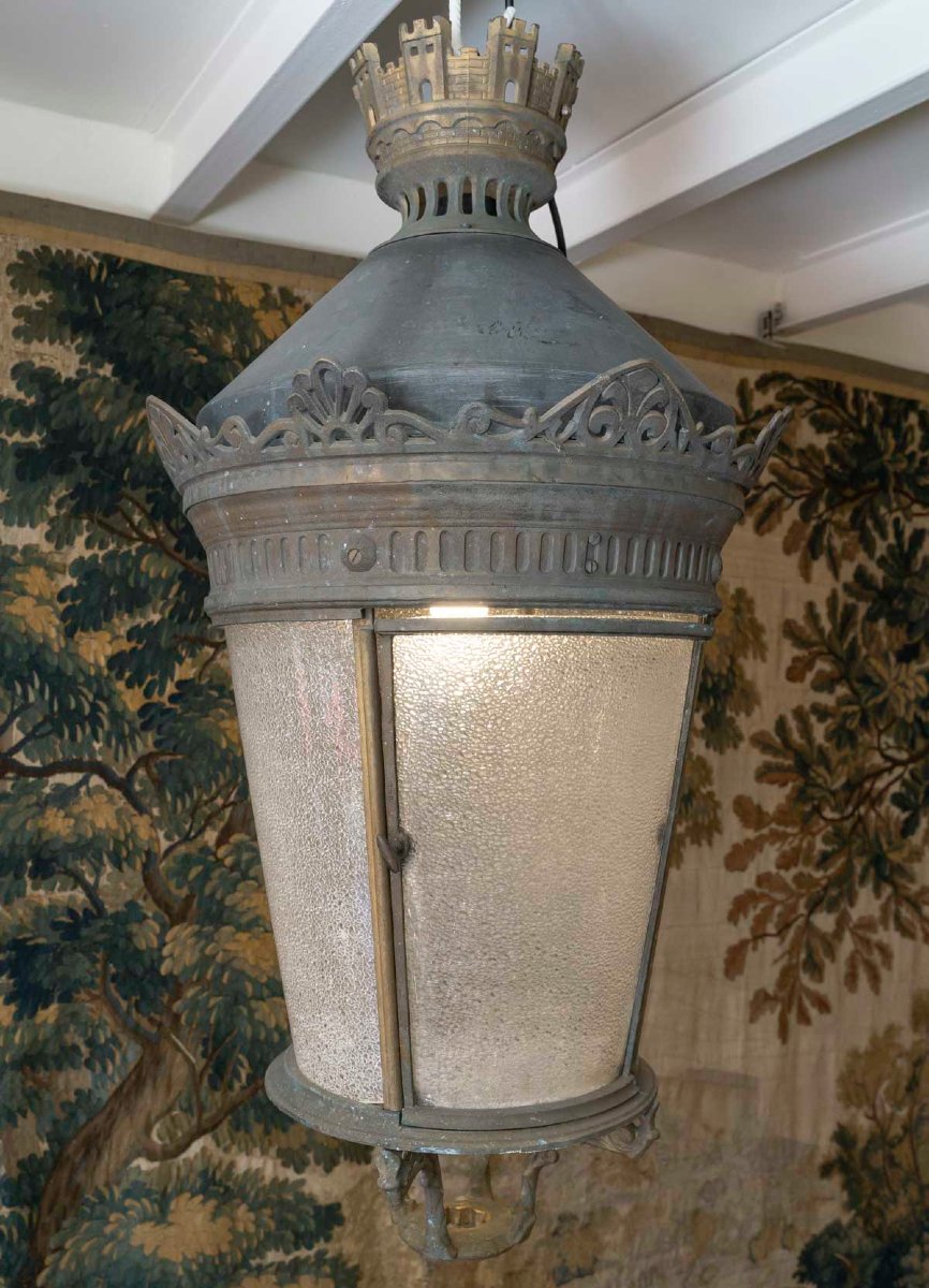 Three Great Lanterns Of Paris -photo-2
