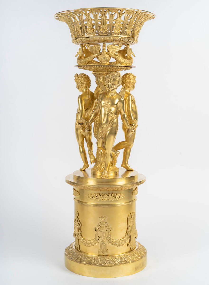 Important centre de table en bronze doré attribué à Pierre Philippe THOMIRE  Epoque Empire 