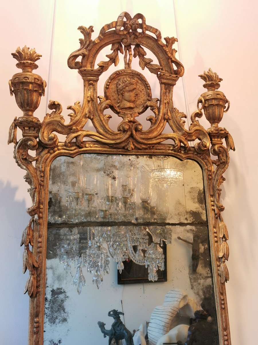 18th Century Italian Mirror In Golden Wood.-photo-2