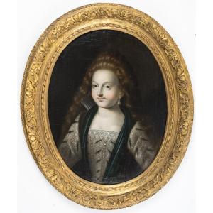 17th Century Oval Portrait Painting