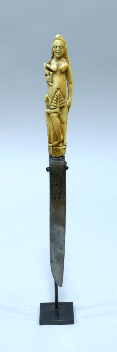 Ivory Knife Representing A Woman With Her Children Datable Around 1580