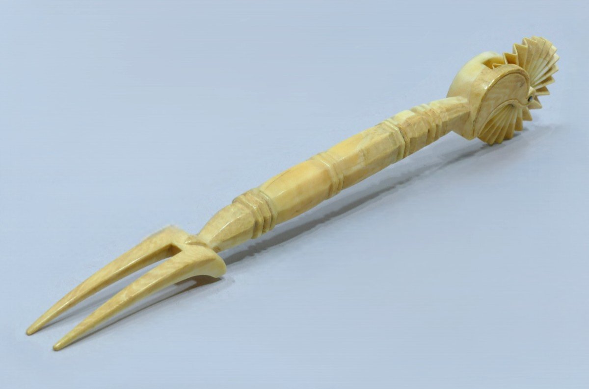 19th Century Walrus Tooth Pie Crimper
