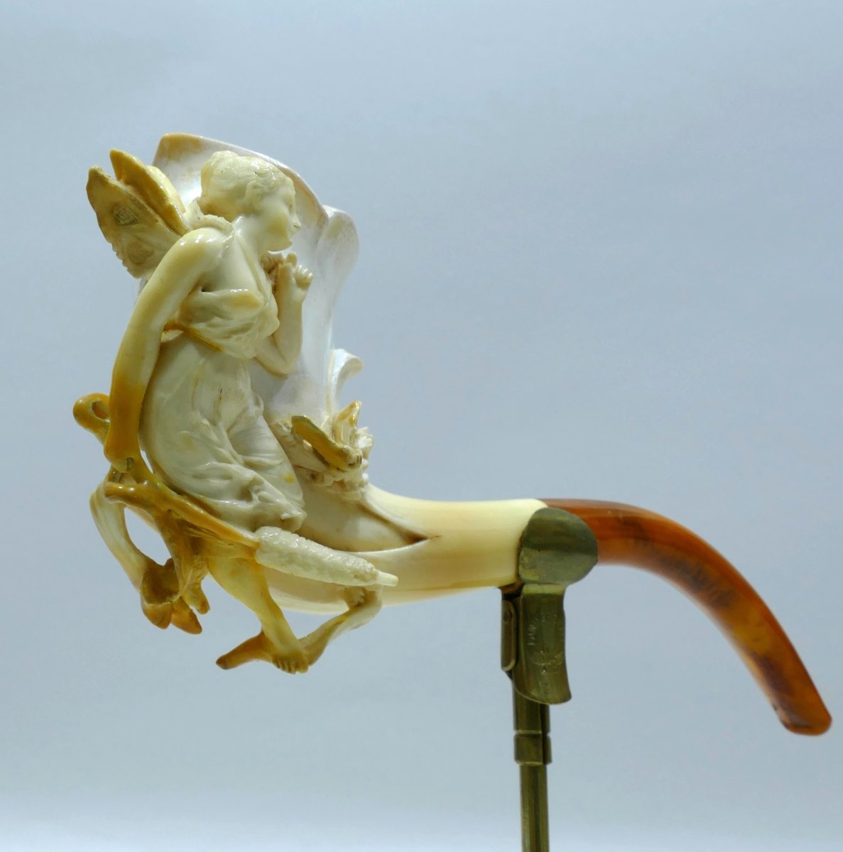 Meerschaum Pipe Representing A Winged Nymph And Eros-photo-3