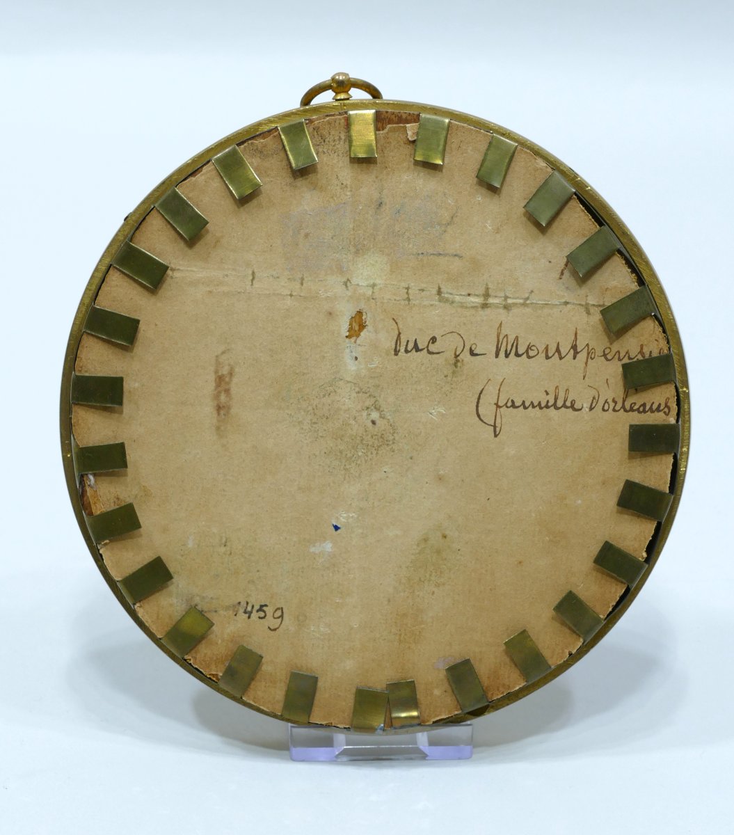 Medallion Representing The Profiles Of Antoine Philippe d'Orléans And His Wife Louise Fernande-photo-1