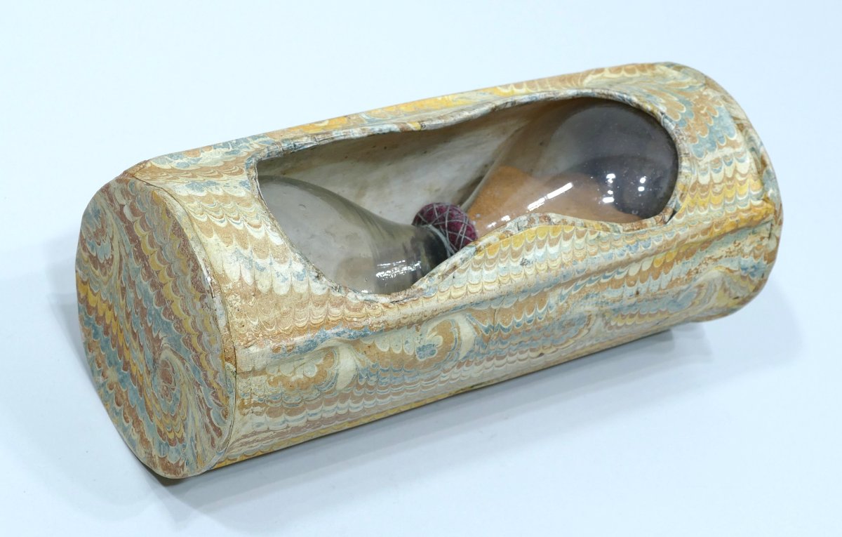 Mid-18th Century Cardboard Hourglass Covered With Hand-painted Paper-photo-3