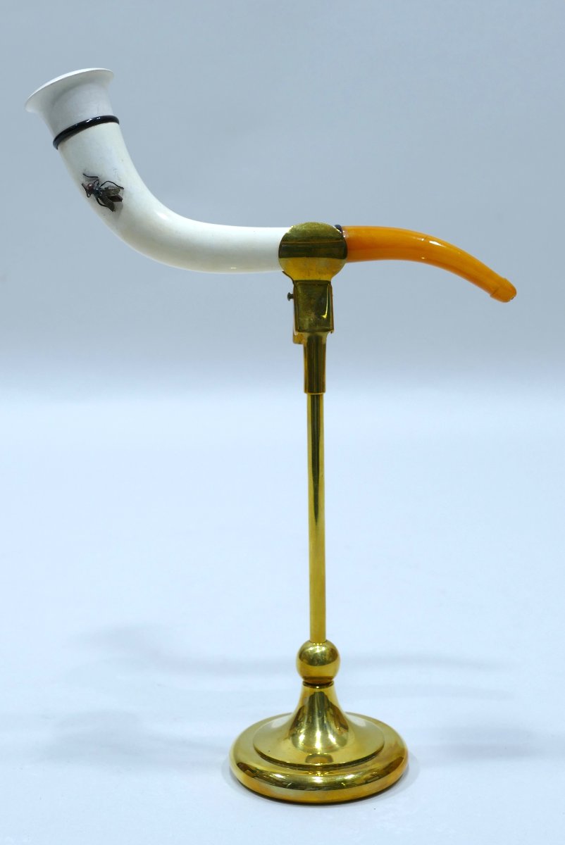 Fume-cigarette en écume et jais avec rare décor d'une mouche en argent-photo-4