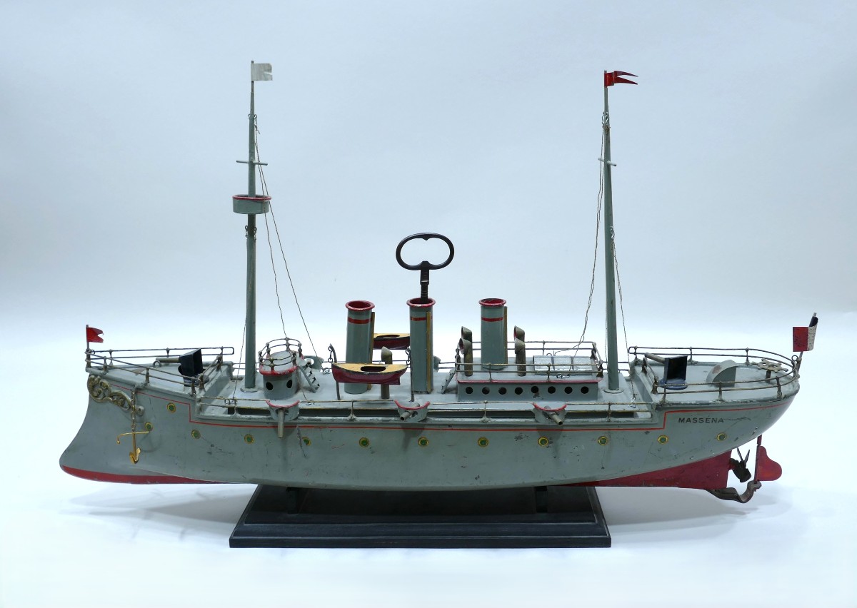 French Mechanical Cuirassier Bing Representing Masséna Datable Around 1895/1900