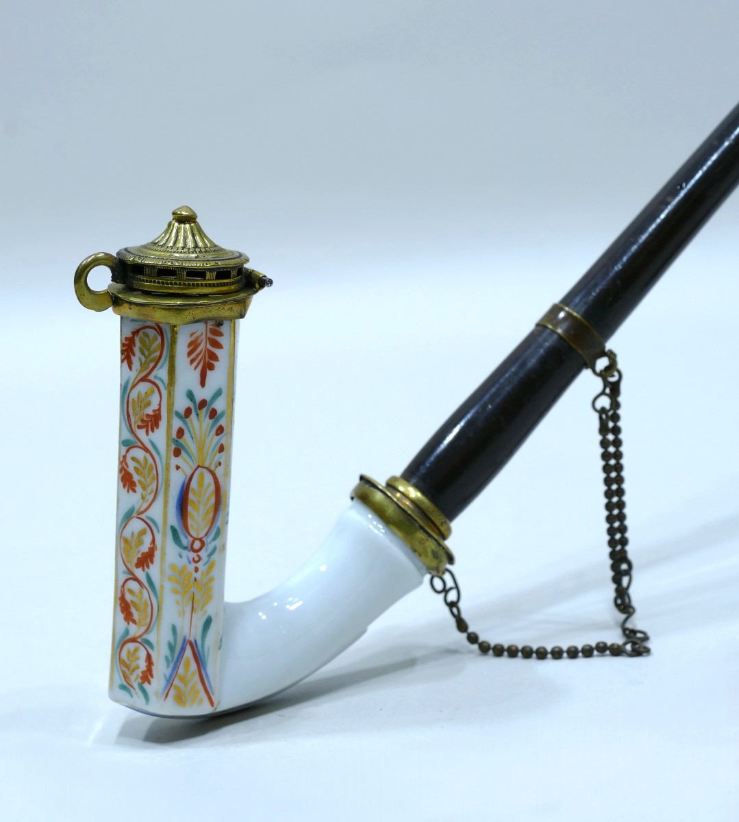 Porcelain Pipe With Polychrome Flower Decoration Dating From The 19th Century