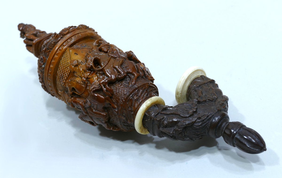 19th Century Wooden Pipe Bowl Richly Carved With Figures And Scenes-photo-3