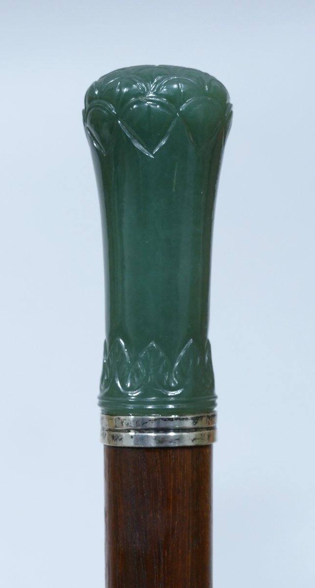 Canne de collection du 19ème siècle avec pommeau en jade sculpté de fleurs-photo-2