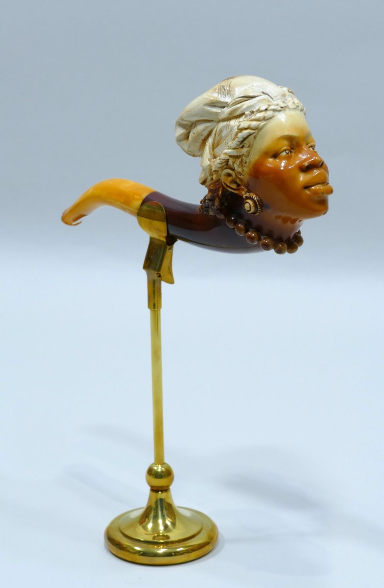 Pipe en écume de mer représentant une jolie femme africaine signée Krebs Paris-photo-4