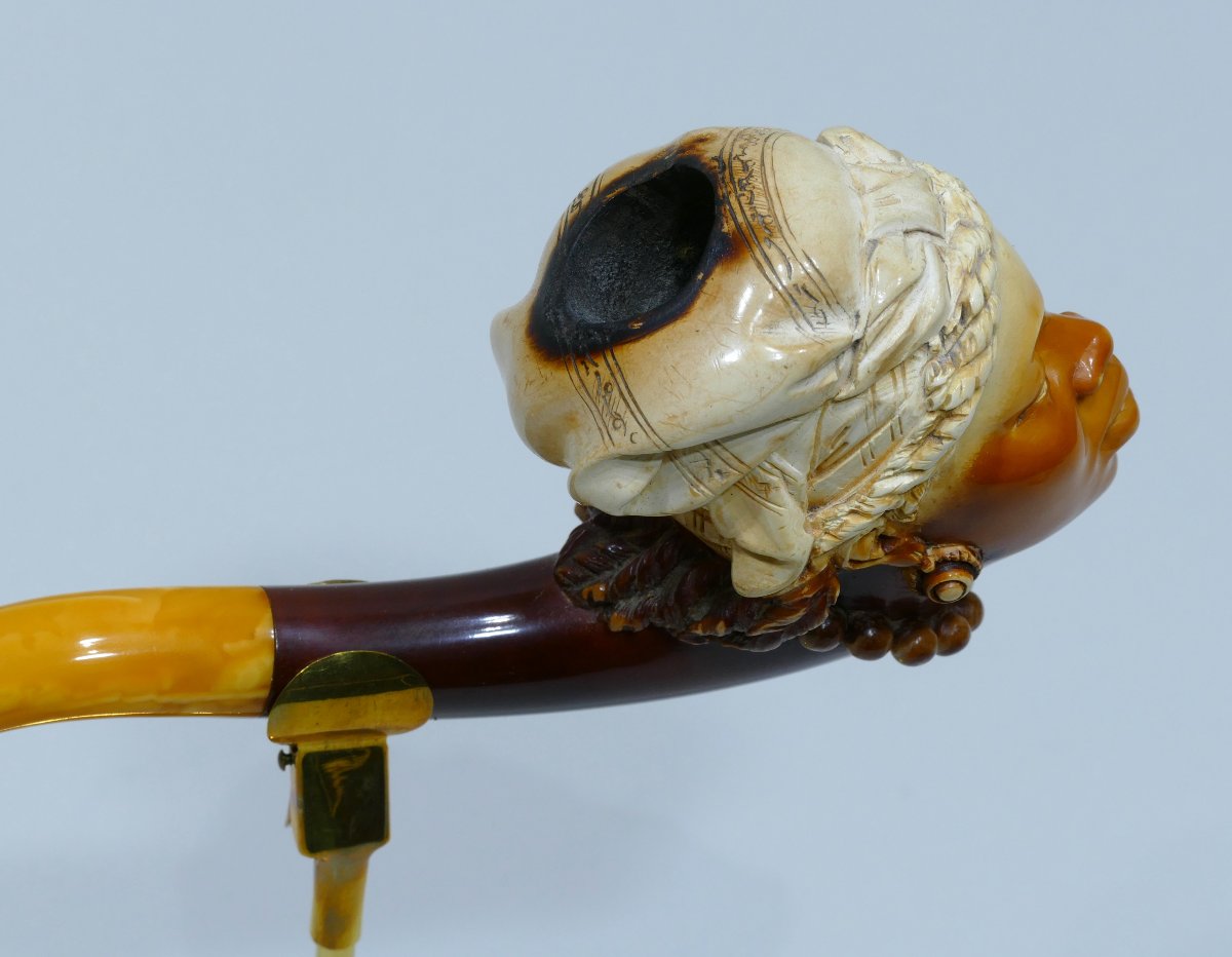 Pipe en écume de mer représentant une jolie femme africaine signée Krebs Paris-photo-2