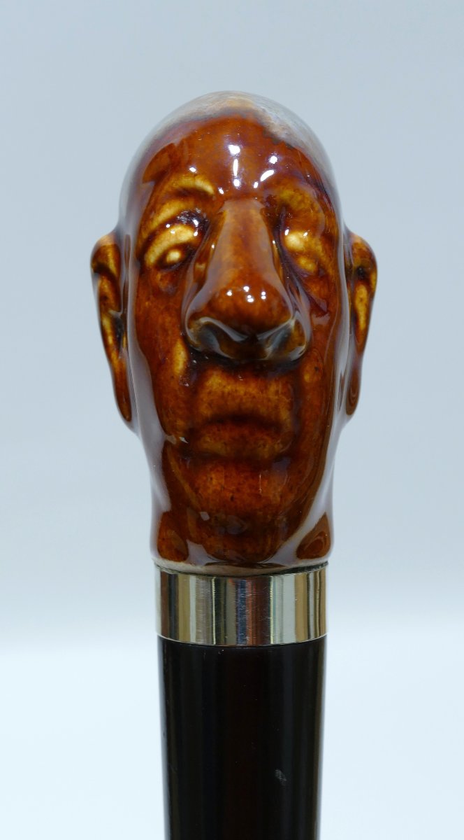 Collector's Walking Stick With A Handle Depicting The Head Of General De Gaulle-photo-1
