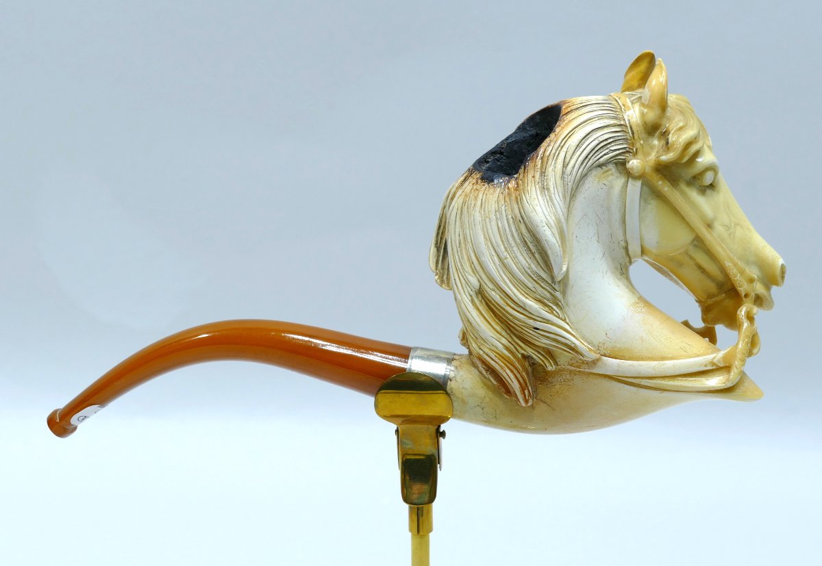 Puissante pipe en écume de mer représentant une tête de cheval-photo-1