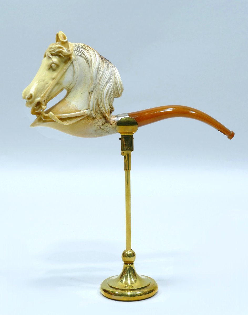 Puissante pipe en écume de mer représentant une tête de cheval-photo-3