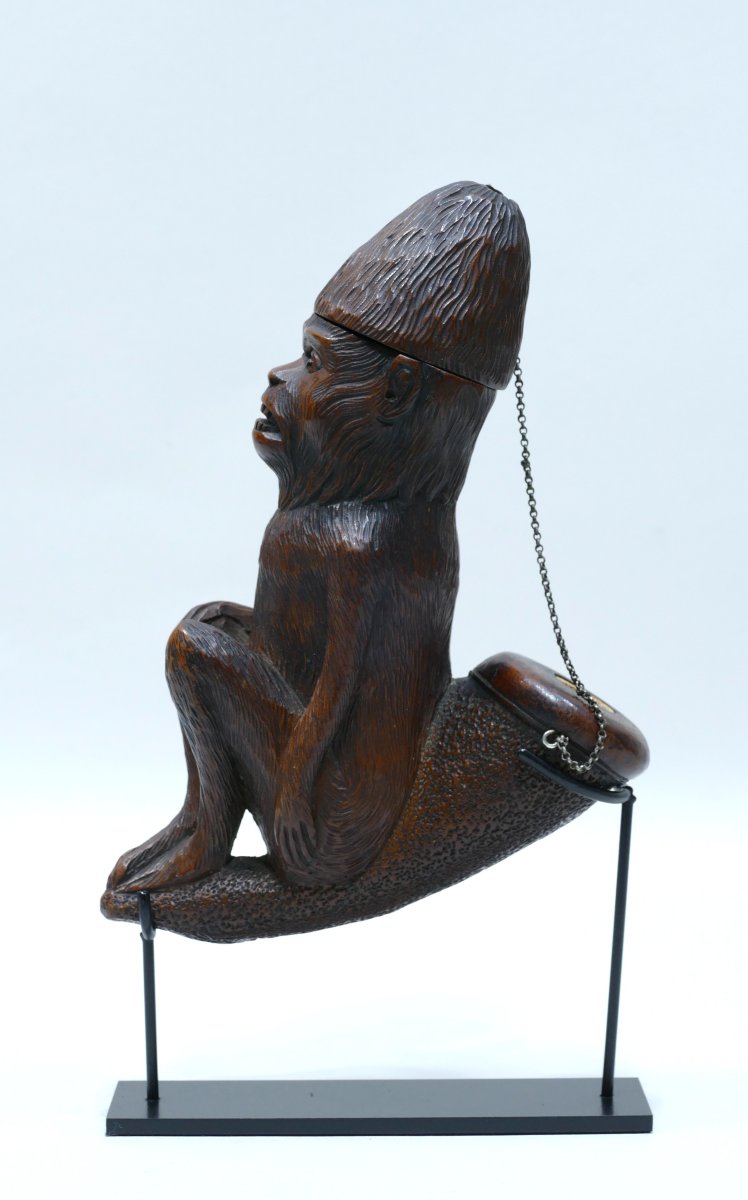 Wooden Pipe Representing A Monkey Dating From The Second Half Of The 19th Century-photo-2