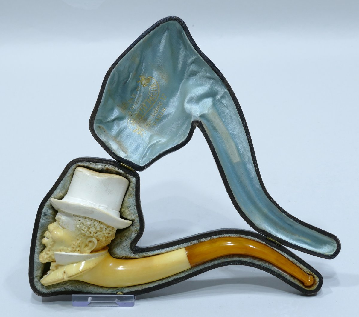Double Wax Meerschaum Pipe Depicting An Elegant African Man-photo-2