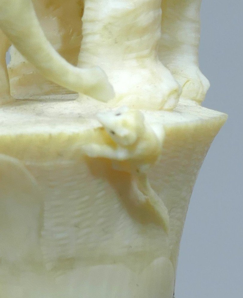 A Charming, Pretty Cane With An Ivory Handle Depicting An Elephant And A Mouse-photo-2