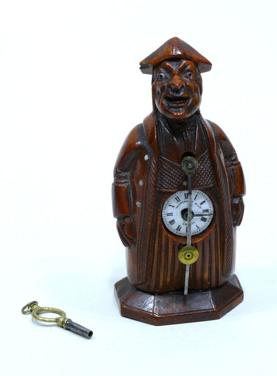 Corozo Snuffbox With A Neuburger & Cie. Paris Watch Embedded In A Gentleman Figure-photo-2
