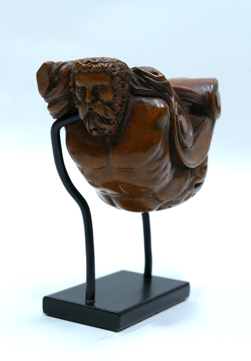 Ensemble de deux fourneaux de pipe en buis sculptés datable du 19ème siècle-photo-3