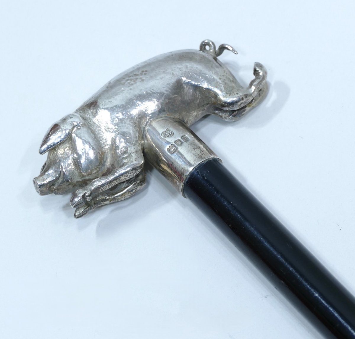 A 19th-century Collector's Cane With A Silver Handle On The Rare Pig Theme-photo-2