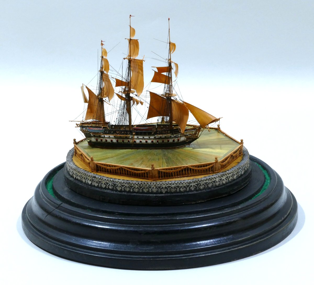 Maquette de ponton sous dôme datable du tout début du 19ème siècle
