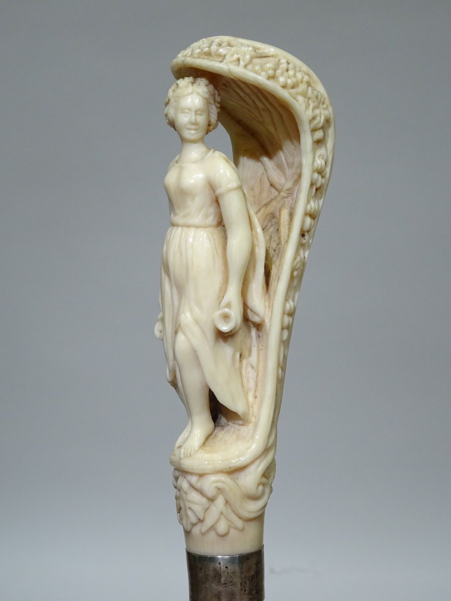 Elegant Cane With A Long Ivory Handle Representing The Samaritan Theme
