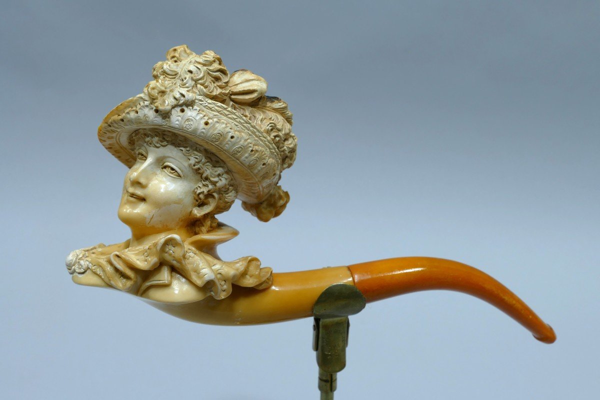Meerschaum Pipe Representing A Pretty Woman With A Hat-photo-2