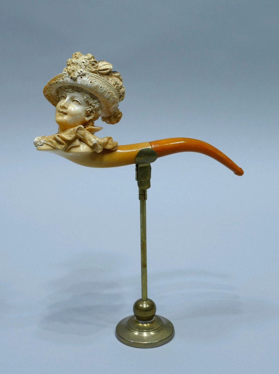 Meerschaum Pipe Representing A Pretty Woman With A Hat