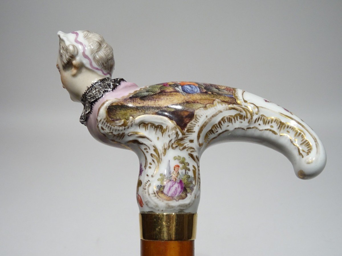 Collection Cane With Porcelain Handle Representing A Beautiful Lady-photo-1