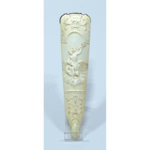 Carved Ivory Tobacco Rasp Representing Jupiter Coming From The Former Alaret Collection