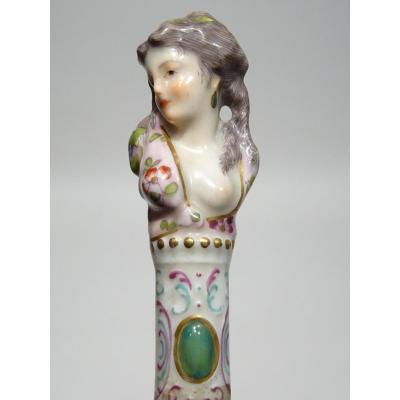 Cane With A Handle In Porcelain Representing A Pretty Woman