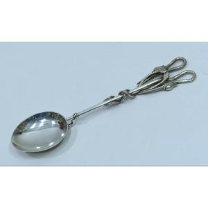 Sick Spoon In Datable Silver From The 19th Century