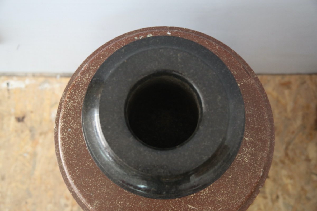 Urn Shaped Black Marble Vase.-photo-1