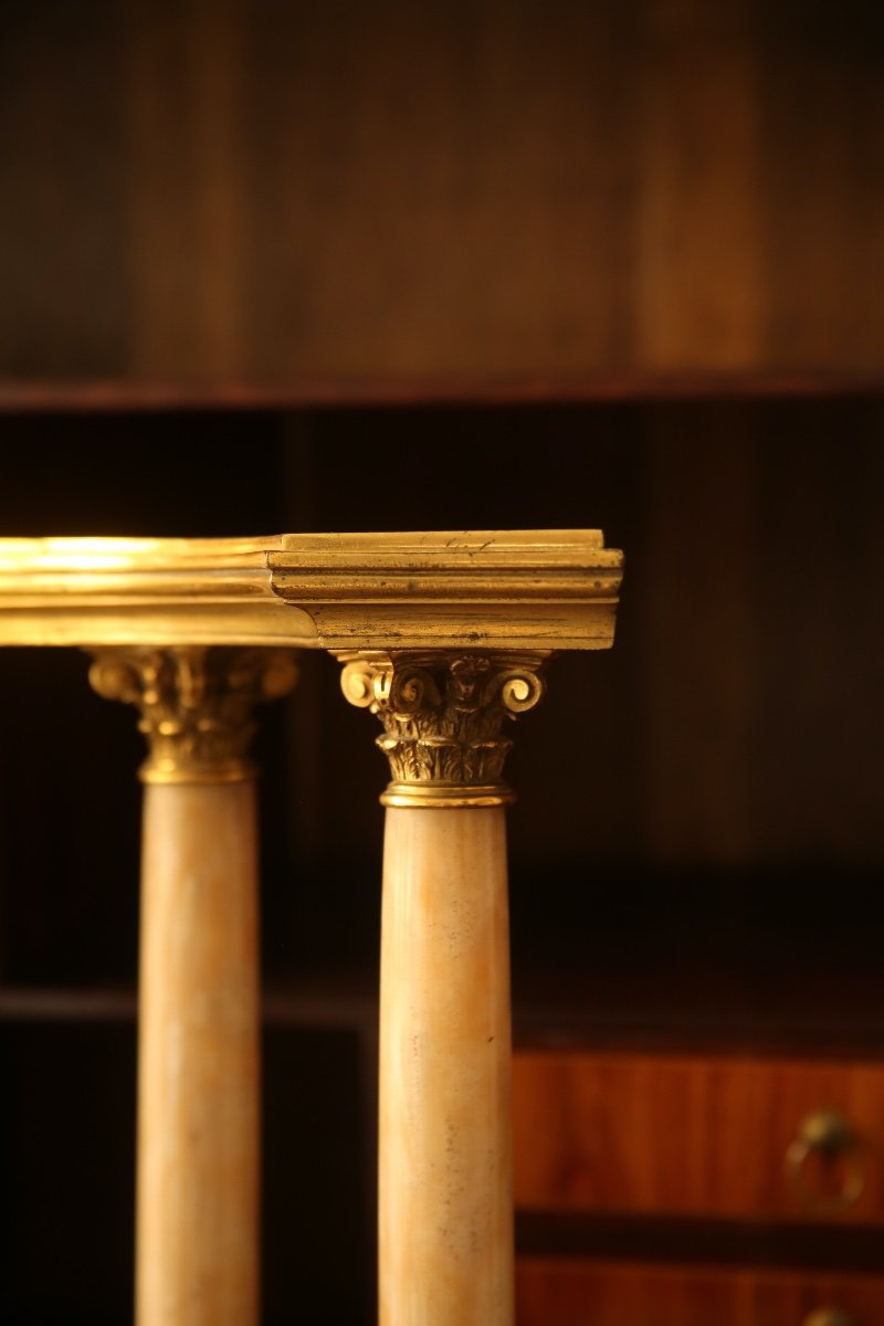 Colonnade en bronze doré et onyx.-photo-4