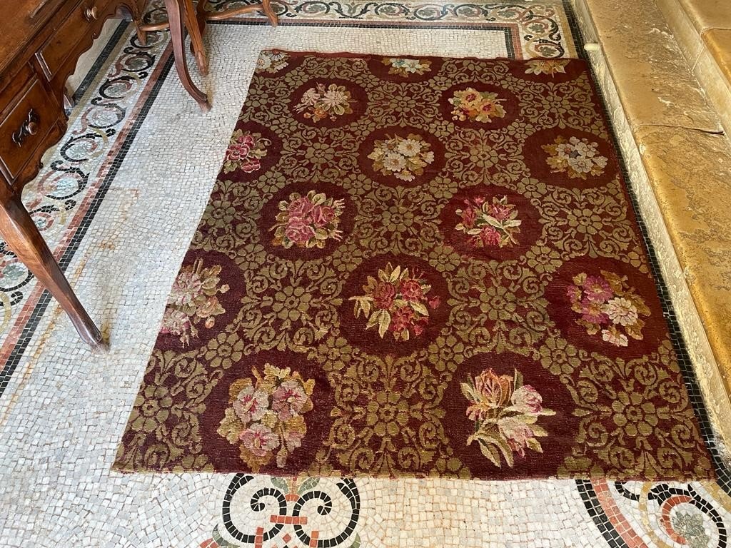 Tapis d'Aubusson d'époque Charles X, Vers 1825.