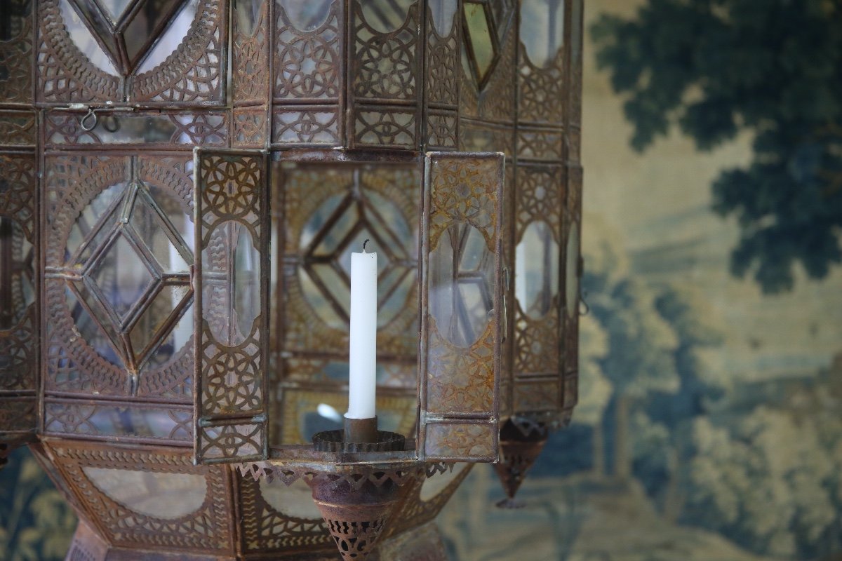 Important Lantern In Openwork Metal And Glass, North Africa-photo-3