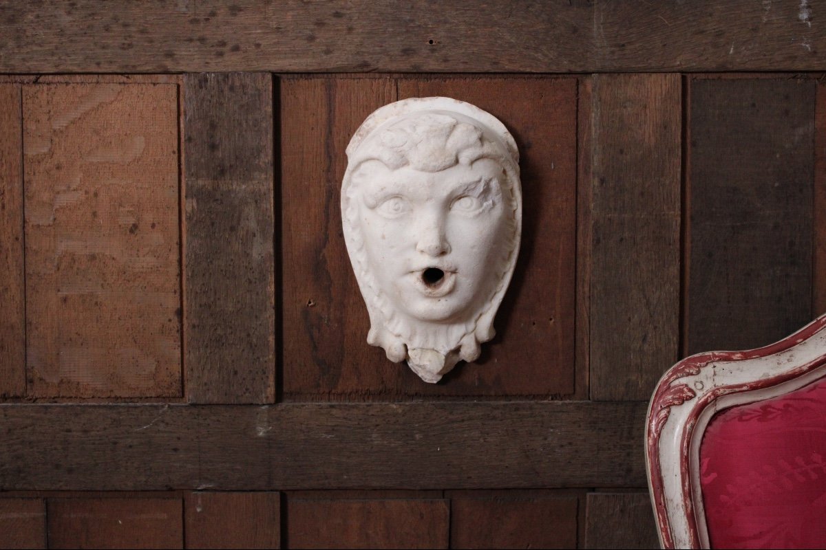 White Marble Fountain Mouth Mask, 18th Century