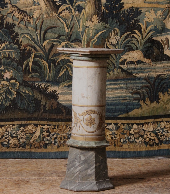  Wooden Column Painted In Imitation Of Marble, 19th Century. 