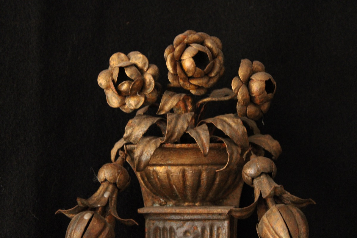  Pair Of Wall Lights With Flower Decoration In Gilded Wrought Iron, Italy, Late 18th Century-photo-2